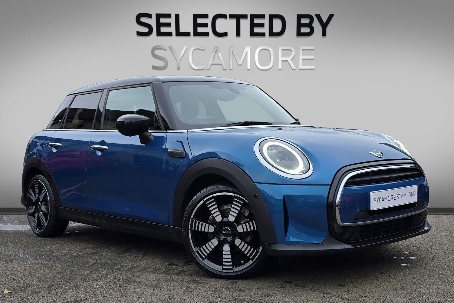 2021 Mini Hatch